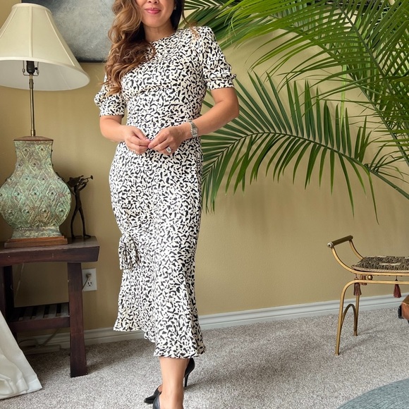 Vintage 100% Silk Floral MIDI Dress - Picture 3 of 16